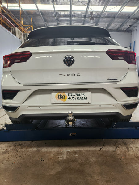 *Volkswagen T-Roc (fits R-Line & R) SUV 01/2020 - On - Towbar Kit - HEAVY DUTY