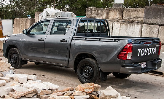 Toyota HiLux 2wd & 4wd Styleside Tub Body With Bumper 09/2015 - On - Towbar Kit - HEAVY DUTY ECONOMY