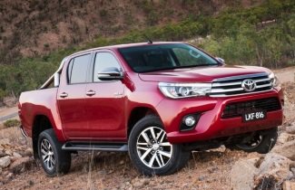 Toyota HiLux 2wd & 4wd Styleside Tub Body With Bumper 09/2015 - On - Towbar Kit - HEAVY DUTY ECONOMY